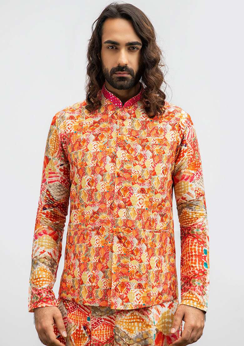 Red Diamond Printed Bundi Mirror Work Kurta Set For Men - Indya