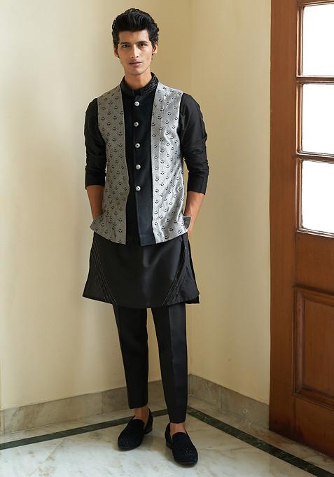 Sheen Black Embroidered Nehru Jacket Set For Men