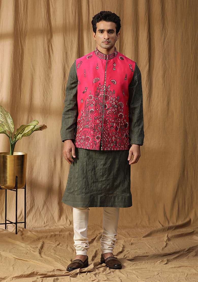 Pink Embroidered Silk Blend And Cotton Vanraaj Bundi Jacket Set - Indya