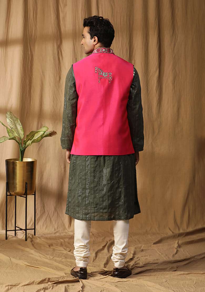 Pink Embroidered Silk Blend And Cotton Vanraaj Bundi Jacket Set - Indya