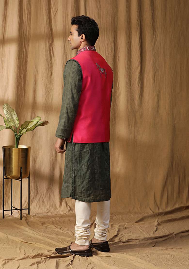 Pink Embroidered Silk Blend And Cotton Vanraaj Bundi Jacket Set - Indya