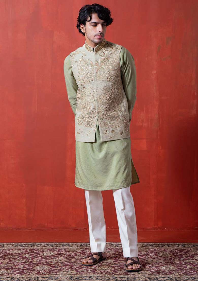 Green Embroidered Bundi Jacket And Kurta For Men - Indya
