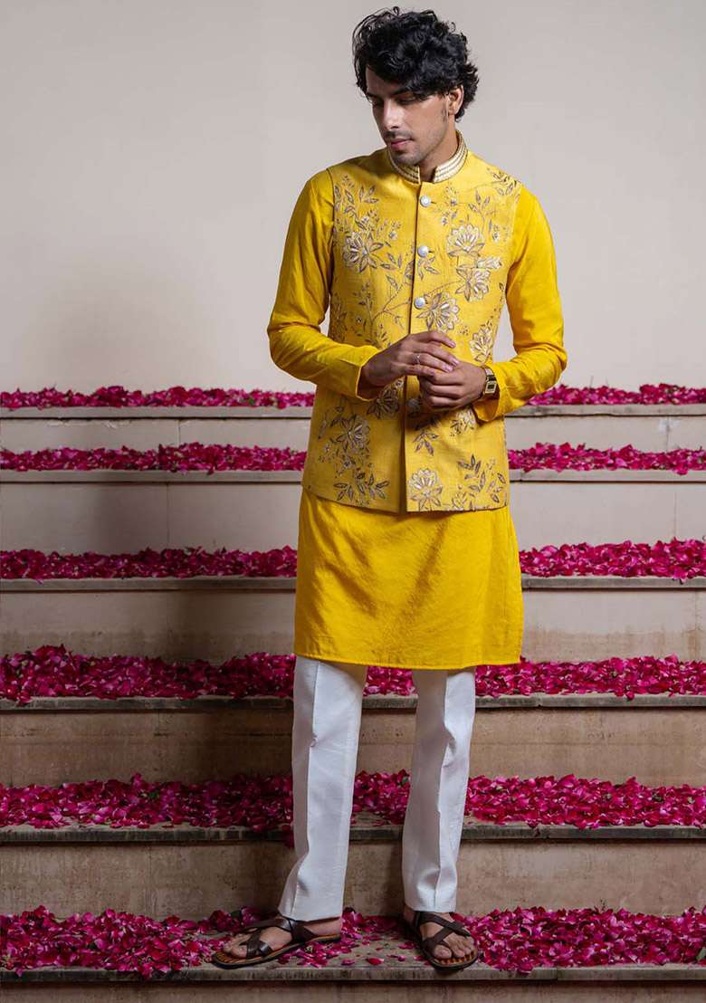 Yellow Embroidered Bundi Jacket And Kurta For Men - Indya
