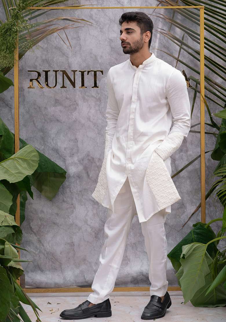 Ivory Quilted Pure Cotton Kurta Set For Men - Indya
