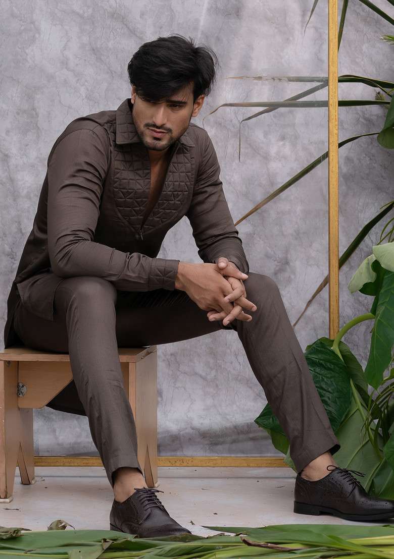 Grey Quilted Pure Cotton Kurta Set For Men - Indya