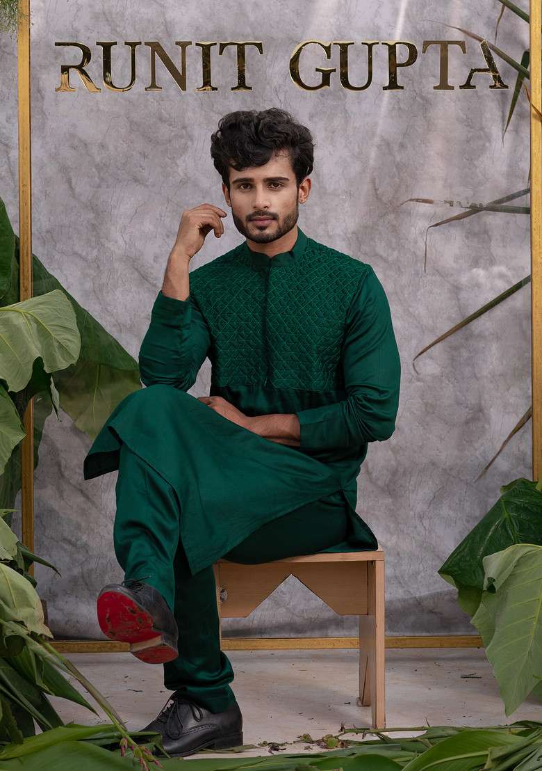 Green Quilted Pure Cotton Kurta Set For Men - Indya