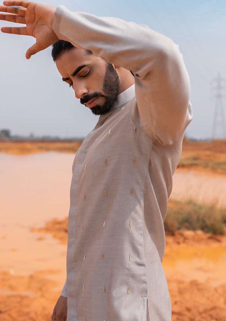 Grey Hand Embroidered Silk Blend Kurta Set For Men - Indya