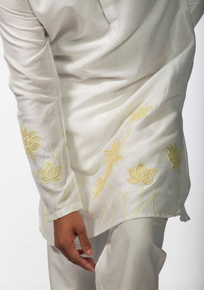 Ivory Applique Work Kurta Set For Men - Indya