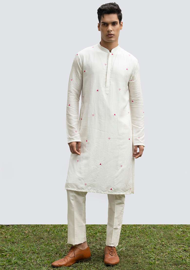 Ivory Embroidered Motif Kurta Set For Men - Indya
