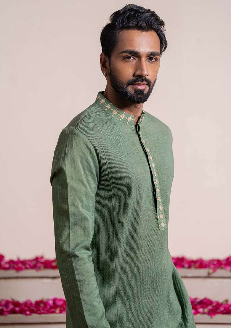Green Elegant Pintuck Kurta And Stole For Men - Indya