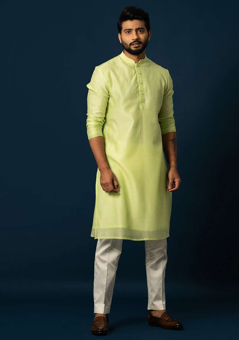 Green Embroidered Chanderi Silk Blend Kurta Set For Men - Indya