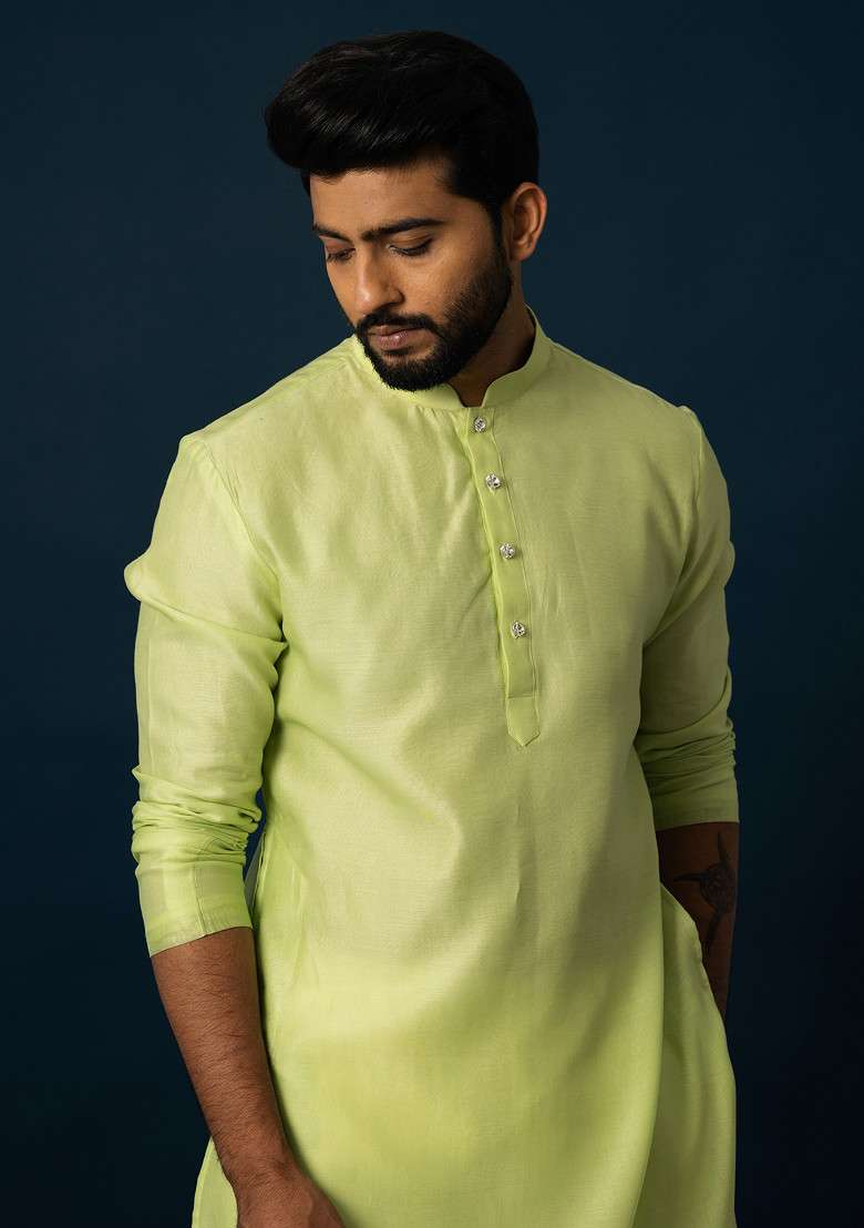 Green Embroidered Chanderi Silk Blend Kurta Set For Men - Indya