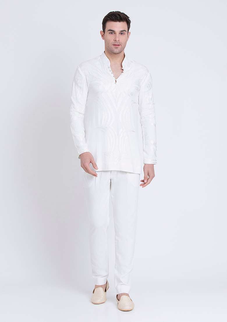 White Embroidered Cotton Silk Blend Kurta For Men - Indya