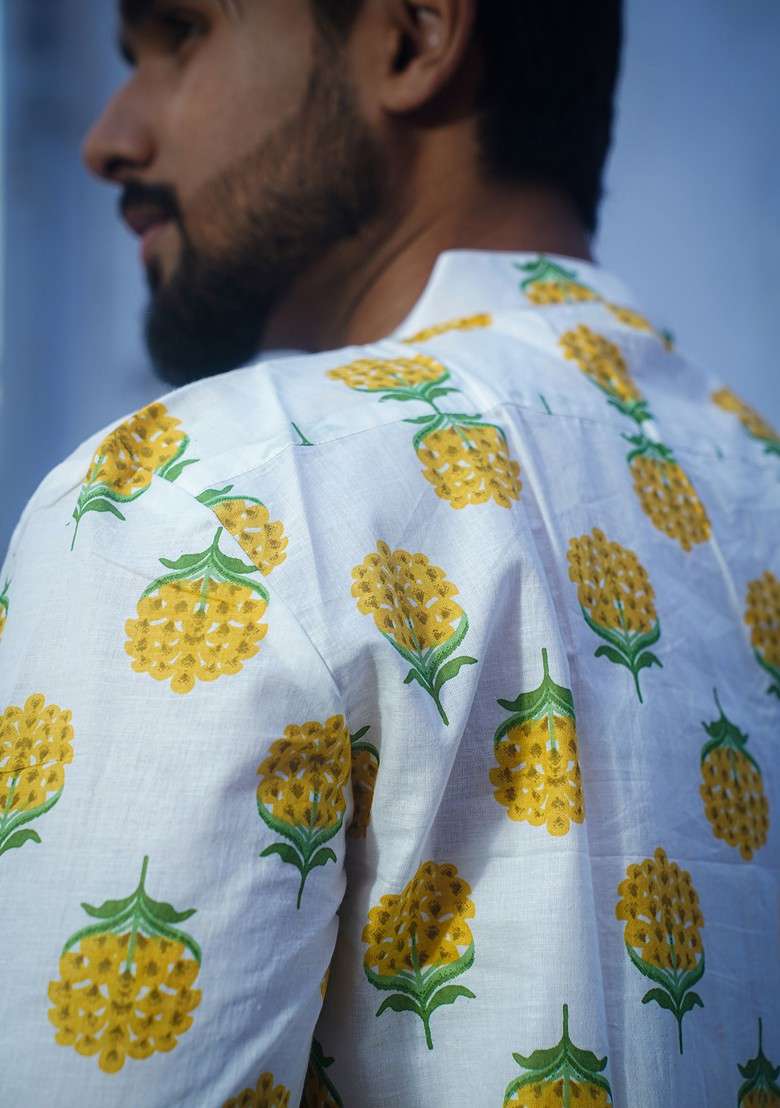 White Printed Woven Cotton Kurta For Men - Indya