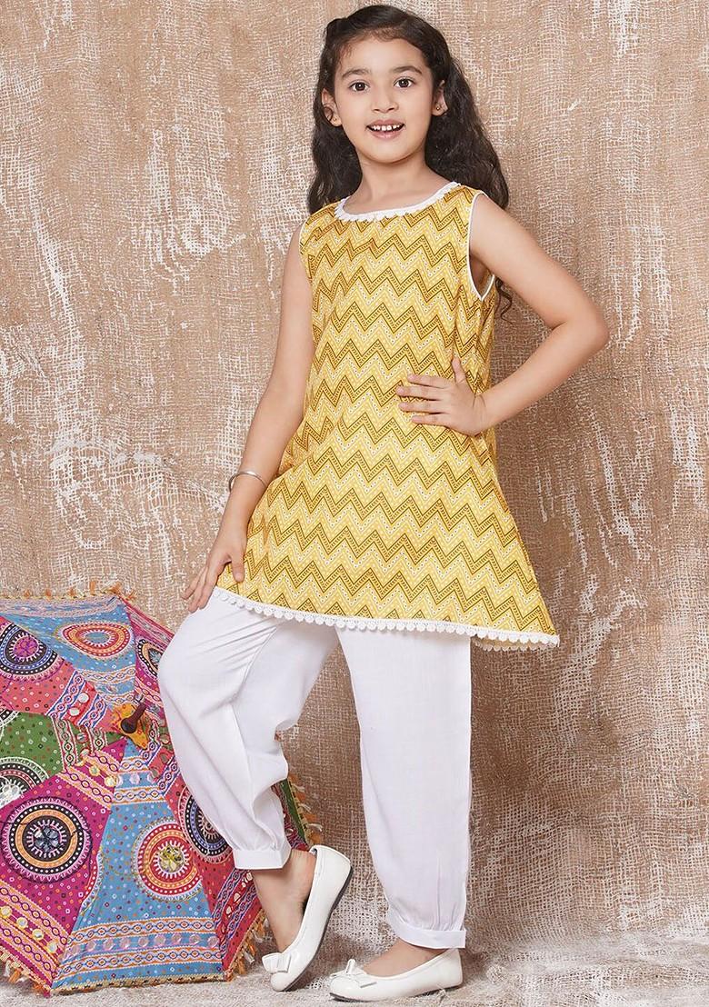 Yellow Geometric Printed Pure Cotton Kurta With Pyjamas For Girls