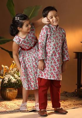 Boys Floral Printed Mandarin Collar Pure Cotton Straight Kurta With Pyjamas