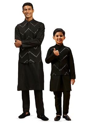 Boys Woven Design Mandarin Collar Long Sleeves Mirror Work Kurta With Pyjamas