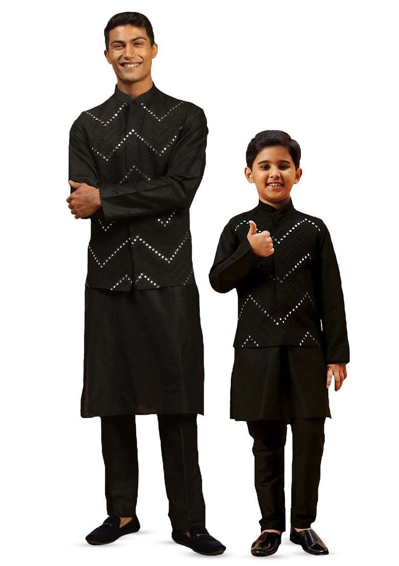 Boys Woven Design Mandarin Collar Long Sleeves Mirror Work Kurta With Pyjamas - Indya