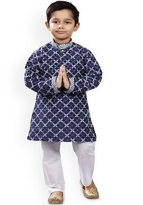 Boys Geometric Printed Mandarin Collar Straight Kurta With Trousers