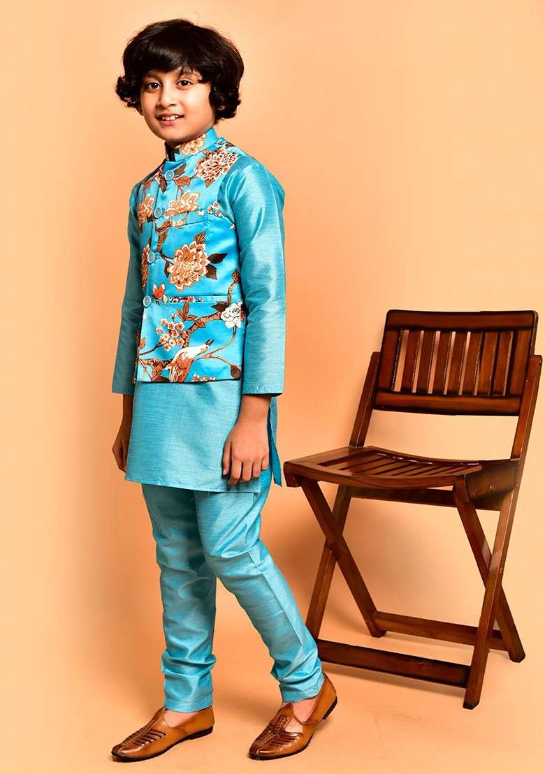 Boys Mandarin Collar Straight Kurta With Churidar - Indya
