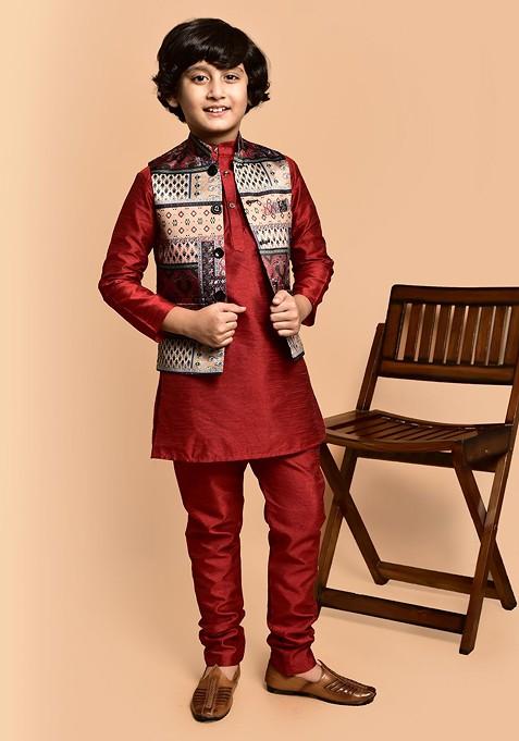 Boys Mandarin Collar Straigh Kurta With Churidar