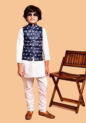 Boys Mandarin Collar Straight Kurta With Pyjamas