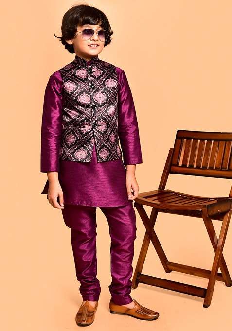 Boys Ethnic Motifs Printed Straight Kurta With Pyjamas