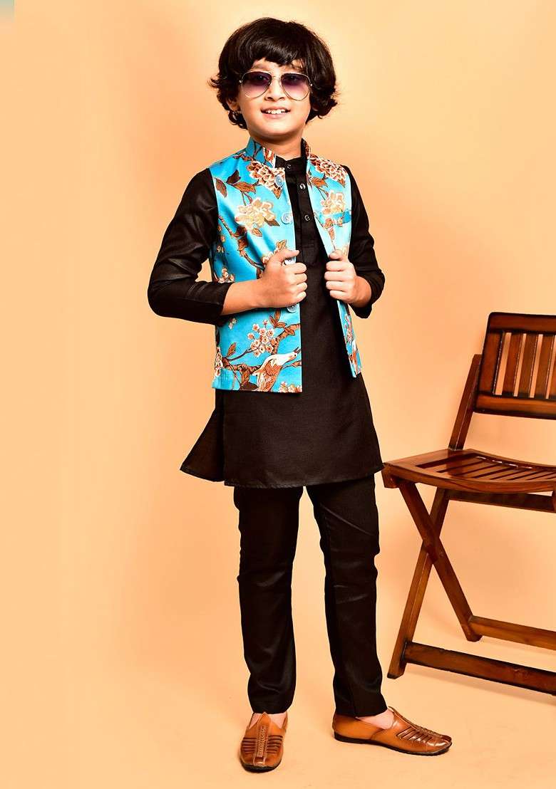 Boys Mandarin Collar Regular Straight Kurta With Churidar - Indya