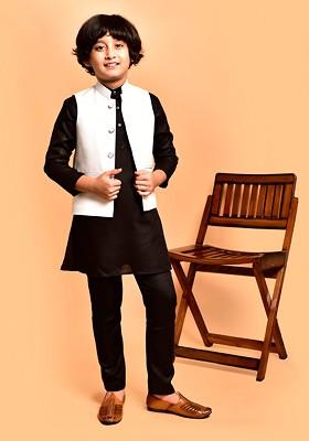 Boys Mandarin Collar Regular Straight Kurta With Pyjamas