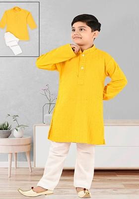 Boys Ethnic Motifs Embroidered Sequinned Mandarin Collar Kurta With Trousers