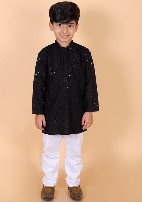 Boys Embroidered Regular Sequinned Pure Cotton Kurta With Pyjamas