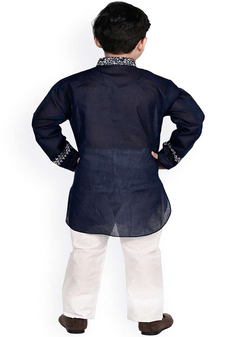 Boys Ethnic Motifs Printed Straight Pure Cotton Kurta With Trousers - Indya