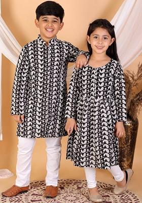 Boys Paisley Embroidered Mandarin Collar Pure Cotton Kurta With Pyjamas