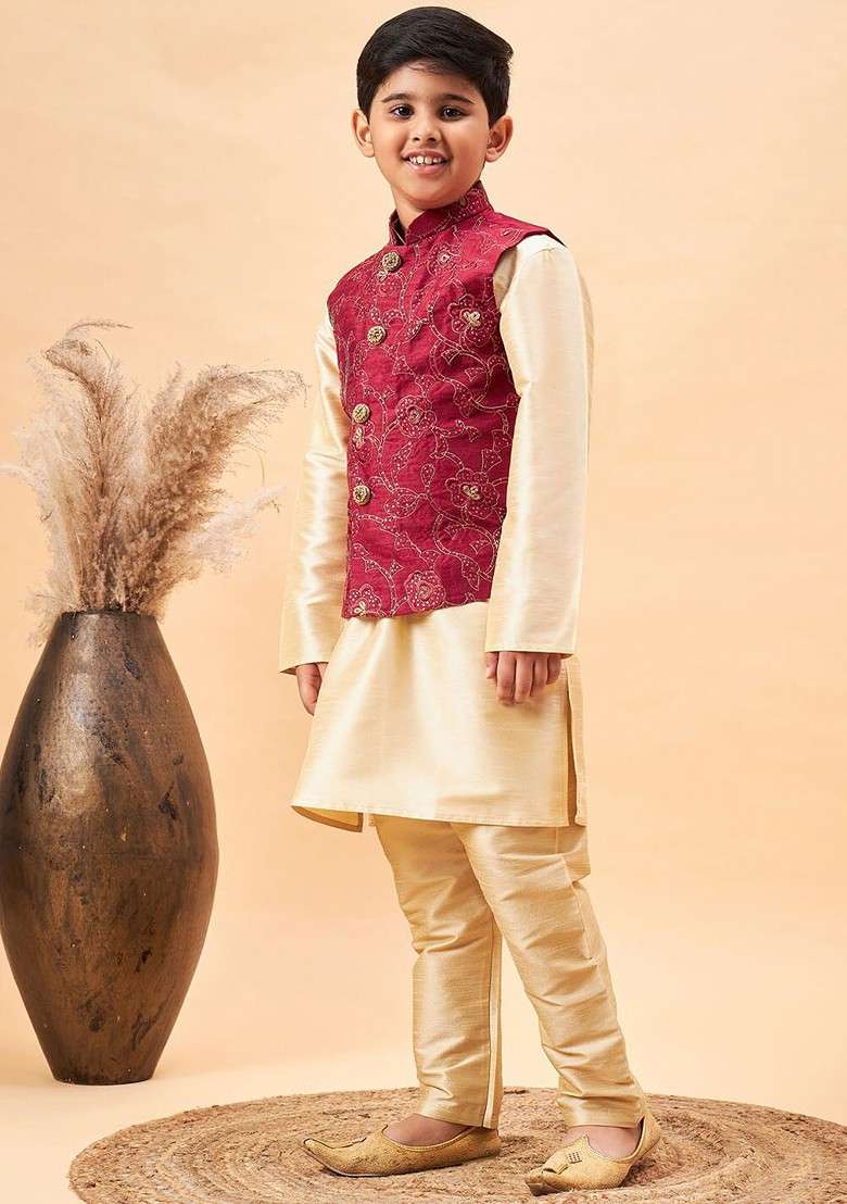 Boys Mandarin Collar Straight Kurta With Pyjamas With Nehru Jacket - Indya