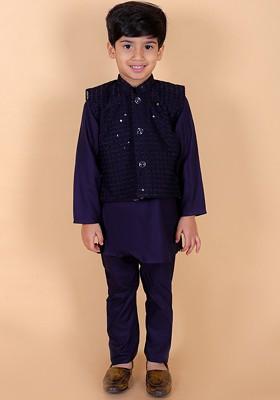 Boys Regular Sequinned Mandarin Collar Straight Kurta With Pyjama With Jacket