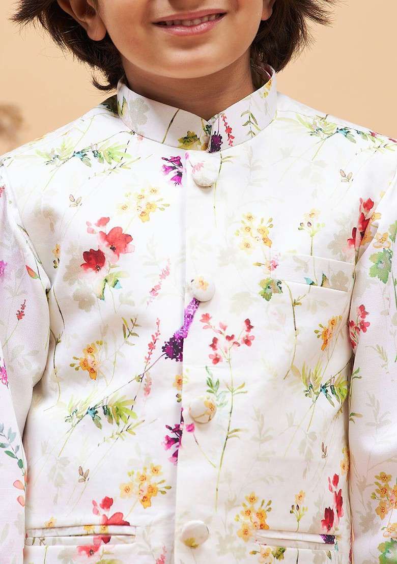 Boys Printed Mandarin Collar Gotta Patti Kurta With Pyjamas And Nehru Jacket - Indya