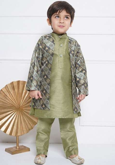 Green Embroidered Blended Kurta Set For Boys