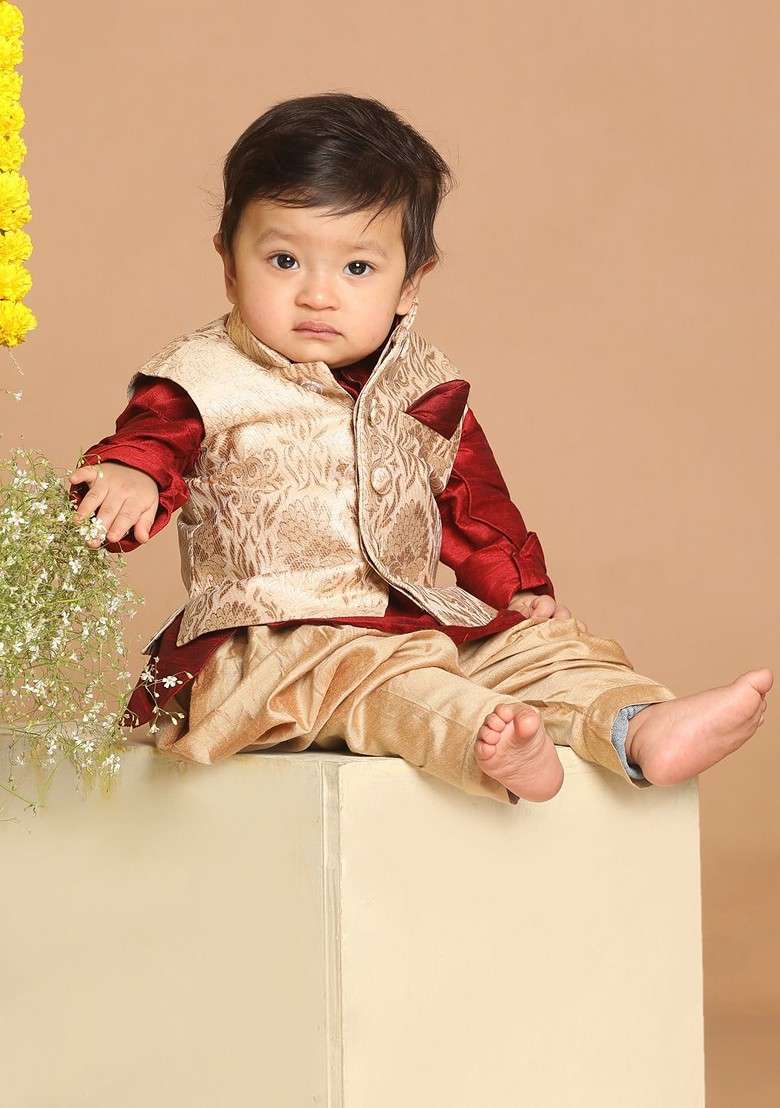 Maroon Embroidered Blended Nehru Jacket Set For Boys - Indya