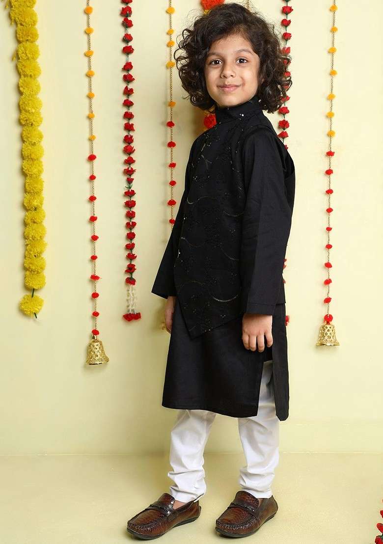 Black Sequinned Cotton Kurta Set For Boys - Indya