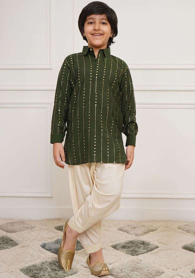 Green Printed Blended Kurta Set For Boys - Indya