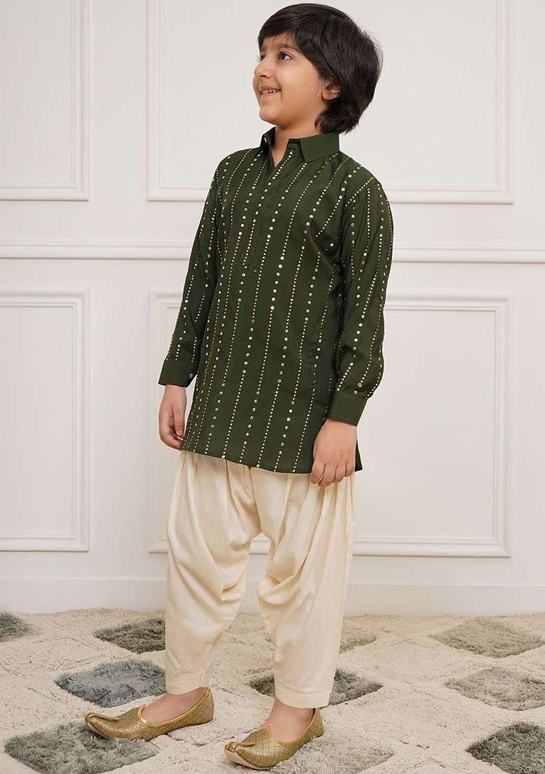 Green Printed Blended Kurta Set For Boys - Indya