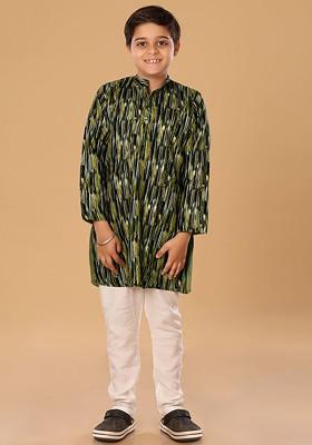 Green Embroidered Blended Kurta Set For Boys