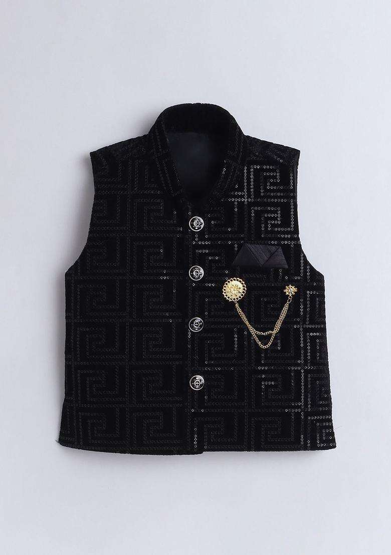 Black Embroidered Velvet Kurta Set For Boys - Indya