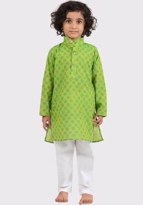 Green Woven Design Cotton Kurta Set For Boys
