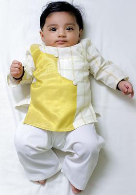 Off White Self Design Cotton Kurta Set For Boys