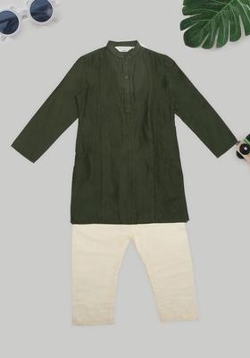 Green Embroidered Viscose Kurta Set For Boys