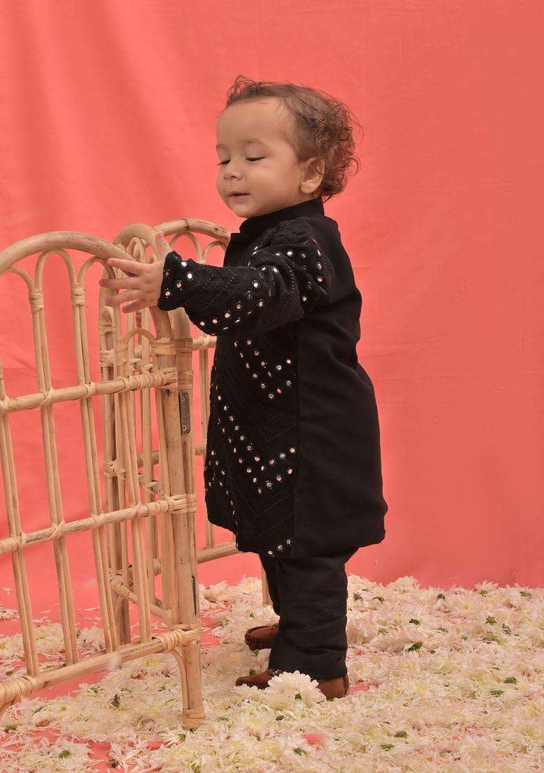 Black Embroidered Georgette Kurta Set For Boys - Indya