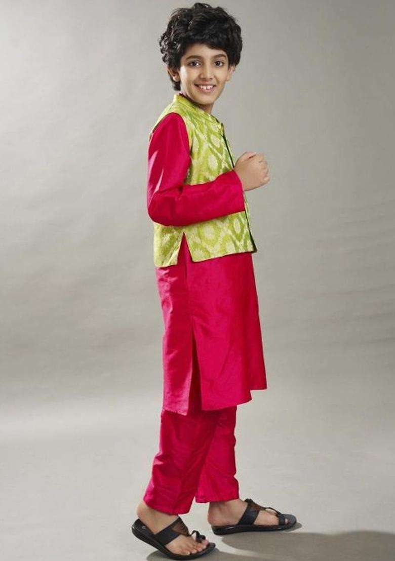 Red Solid Silk Kurta Set For Boys - Indya