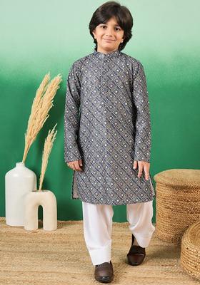 Grey Printed Cotton Kurta Set For Boys