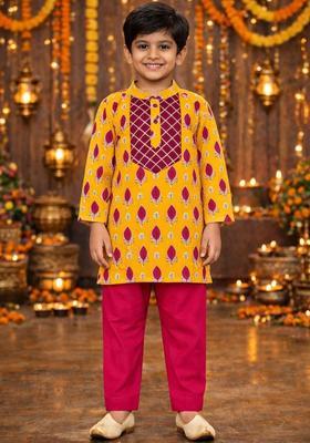 Yellow Printed Cotton Kurta Set For Boys